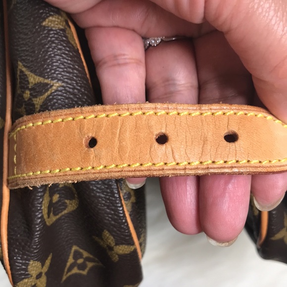 Louis Vuitton Saumur 30 monogram messenger - Picture 5 of 11